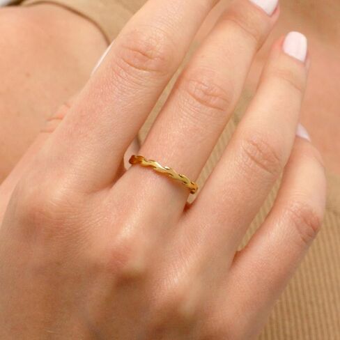 18K Gold Stacking Rings for Women, Dainty Slim Gold Plated Stainless Steel Non-Tarnish Waterproof Stackable Band Jewelry Size 4-11 in Kuwait