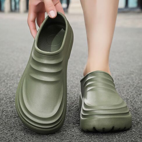 Chef Shoes for Men and Women, Strong Non-Slip Kitchen Clock Clogs, Oil Resistant Nurse Garden Bathroom Work Sandals, Lightweight Waterproof Health Care Food Service Shoe in Saudi Arabia