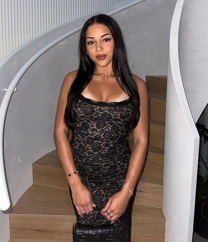 الدانتيل النسائي Maxi Dress Spaghetti Strap Slim Fit Olcyfeless Bongy مع تمثال نصفي للرباط للمساء والحفلات in Kuwait