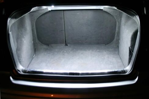 Ijdmtoy Super Bright Xenon White LED Trunk Cargo Lamp LAMP متوافق مع فولكس واجن جولف GTI Jetta Passat in Kuwait