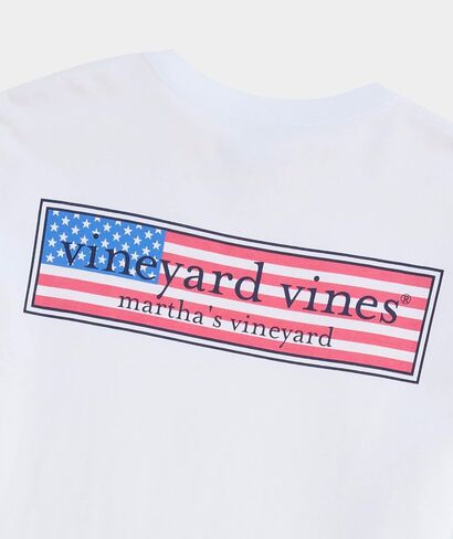 vineyard vines Men's Classic USA Logo Box Short-Sleeve Pocket Tee in Kuwait