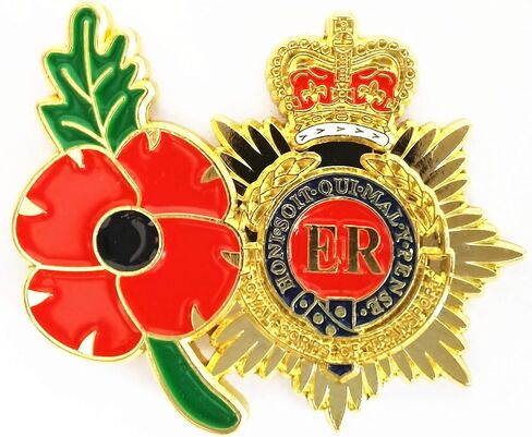 Red Poppy Queen Elizabeth II PIN شارة هدية التذكارات التذكارية مذكرات بروش الدبوس in Kuwait