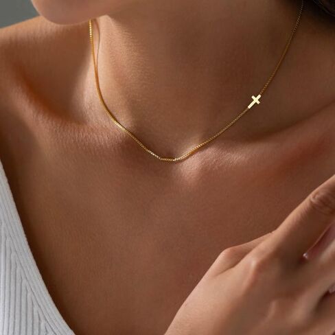 قلادة متقاطعة للنساء عبر قلادة قلادة صغيرة لطيفة قلادة جانبية طيبة تشيك توليفشيدي in Kuwait