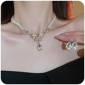 Wiwpar 2PCS Vintage Pearl Necklace Earrings Set Crystal Rhinestone Statement Butterfly Bow Necklace Teardrop Dangle Earrings Pearl Bride Choker Necklace Accessories for Women Wedding