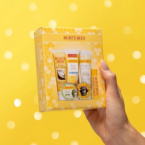 Burt's Bees Gifts الأفكار والنصائح وأصابع القدم ، و 6 منتجات بحجم السفر - مرطبة الرمان مرطبة الشفاه ، و 2 in Kuwait