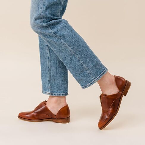 اتضح نيسولو للنساء أحذية مسطحة في إصبع القدم in Kuwait