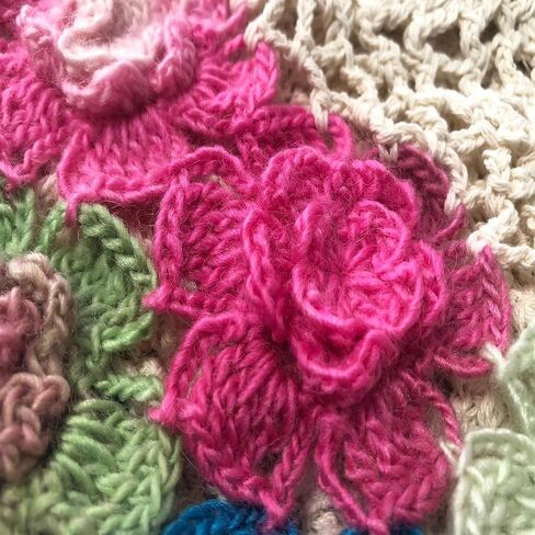 Coriresha Boho الأنيق الكروشيه الزهرة زهرة Beanie خفيفة الوزن جوفاء خارج Y2K قبعة الصيف in Saudi Arabia
