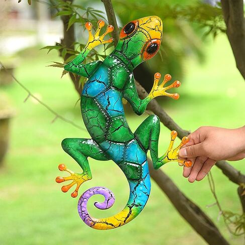 LSLANSOON 16.9 inch Metal Gecko Wall Decor, Wall Mounted Lizard Hanging Decoration for Home Garden Front Door (Green) in Saudi Arabia