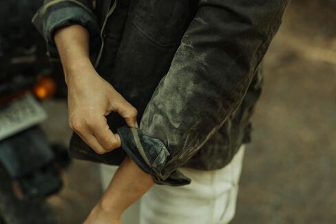 Huckberry Flint & Tinder Women's Flannel-Lined Waxed Trucker Jacket, Canvas Jackets for Women in Kuwait