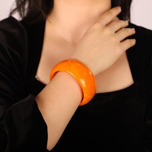 JWICOS Round Resin Bangle Bracelet for Women Acrylic Cute Chunky Bracelet for Women Exaggerated Acrylic Resin Wristband Bracelet Bangle in Saudi Arabia