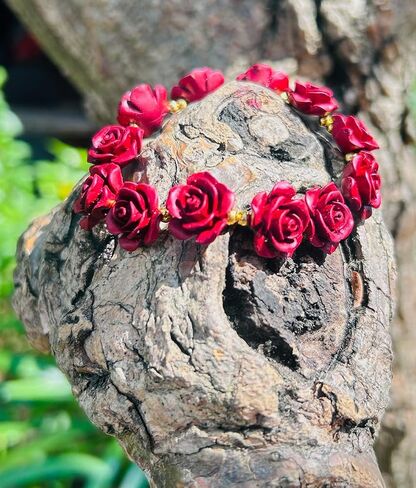 Vintage Rose Flower Bracelet Stretch Red Bracelets for Women Protection Lucky Love Classy Unique Adjustable Floral Bangle Jewelry Accessories Gift for Lady Girlfriend Wife Mom in Kuwait