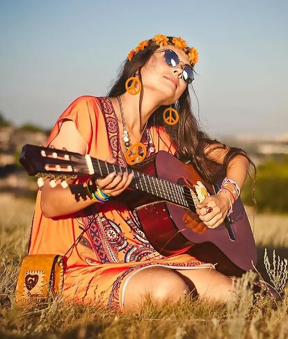 WOVOWOVO 60s 70s Hippie Accessories 6 PCS Boho Hippie Costume Groovy Outfits for Halloween Disco Carnival Party Favors in Saudi Arabia