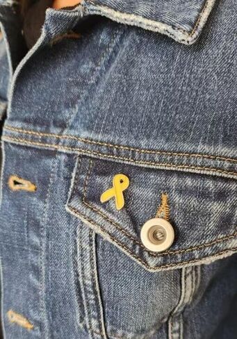 HUASAI Yellow Ribbon Awareness Lapel Pin - Bring Them Home in Saudi Arabia