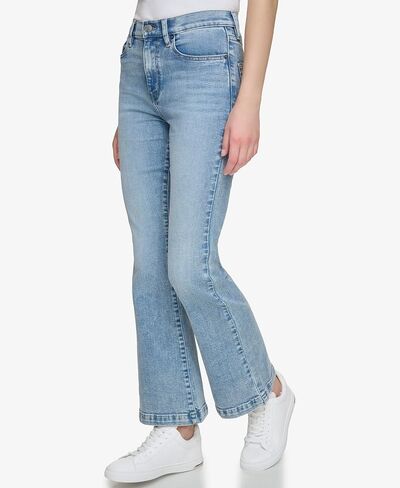 بنطلون جينز محصول مستقيم للسيدات in Kuwait