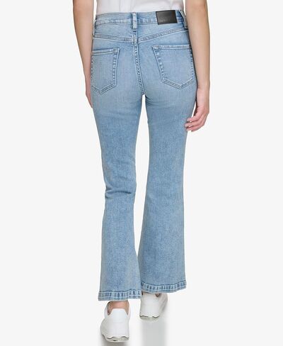 بنطلون جينز محصول مستقيم للسيدات in Kuwait