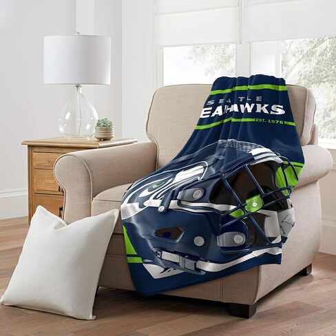 بطانية ملفوفة بتصميم Northwest NFL Seattle Seahawks 46x60 Micro Raschel Run، ألوان الفريق، مقاس واحد (1NFL059050022RET) in Saudi Arabia
