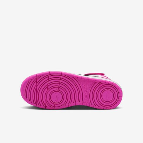 Nike Boy's Sneaker in Saudi Arabia