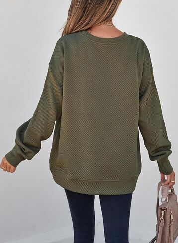 SHEWIN Womens Oversized Sweatshirt Fall Fashion 2024 Long Sleeve Tops Casual Crewneck Sweatshirts with Pockets in Saudi Arabia