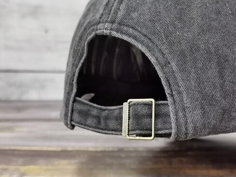 قبعات مطرزة لجدة نانا أمي بابا in Kuwait