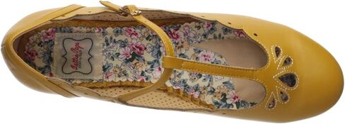 Bettie Page Women's Pinup, Retro, Vintage Flat Sandal in Kuwait
