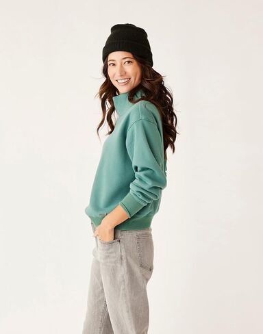 Carve Designs Women's Lennox Fleece Top in Saudi Arabia