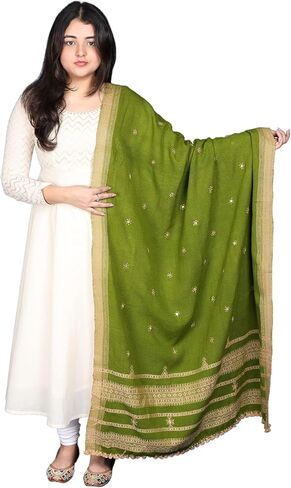 Shawl from Kutch with Embroidered Flowers and Mirrors - Wool in Saudi Arabia