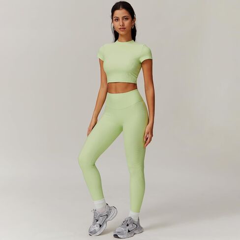 Seamless Moisture-Wicking Workout Set for Women Sportswear, Athletic Activewear in Saudi Arabia
