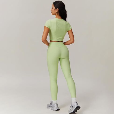Seamless Moisture-Wicking Workout Set for Women Sportswear, Athletic Activewear in Saudi Arabia