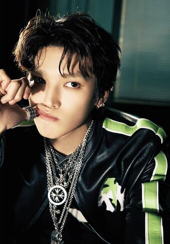 محتويات الألبوم المصغر الثاني لـ NCT Taeyong TAP + بطاقة الصور الفوتوغرافية + التتبع المختوم TAE Yong (إصدار الحزمة الغامضة) in Saudi Arabia