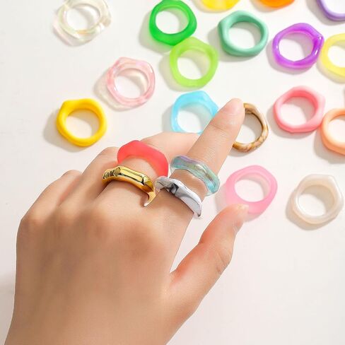 Colorful Acrylic Resin Knuckle Rings Set for Women, Chunky Leopard Print Candy-Colored Stackable Rings, Trendy Translucent Statement Ring for Everyday Party Wear Bulk Assortment in Kuwait