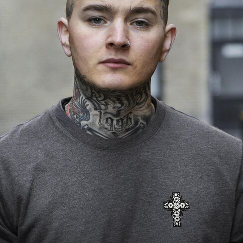 سارك جائع أكل سوسي رقعة لأنماط الملابس، رقعة إصلاح مرحة، زينة مطرزة للملابس، خياطة على/كي على السترات، حقائب الظهر، محافظ القبعات، قماش فستان الملابس لملحقات DIY in Kuwait