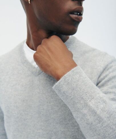 Original Cashmere V-Neck Sweater Men's in Saudi Arabia