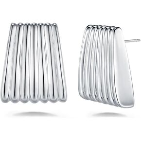 أقراط ذهبية مكتنزة للنساء، هدايا مجوهرات مضلعة صغيرة مصنوعة يدويًا، إكسسوارات أقراط على شكل أزرار مستطيلة الشكل، أقراط هوجي كلاسيكية مربعة سميكة خالية من النيكل. in Kuwait