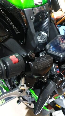 ملحقات الدراجة النارية Fairings مفتاح قفل الباب الإشعال غطاء مناسب لـ kawasaki Z900 2017 2018 2019 2020 2021 in Kuwait