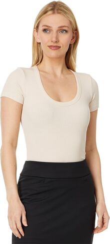 TravisMathew Women's Come Alive in Kuwait