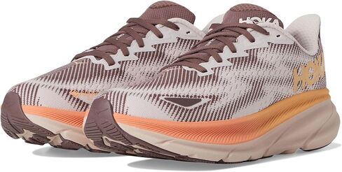 Hoka Women's Clifton 9 GTX Sneaker in Saudi Arabia