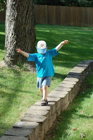 Negi Kids Hat Baseball Cap with Youth Hats for Boys Toddler Mesh Trucker Hats for Girls Boys in Saudi Arabia