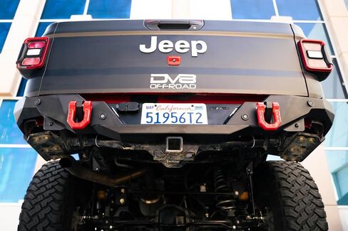 DV8 Offroad Elite Series D-Ring Shackles | Pair | 8 Ton Working Load Limit | (4) ⅛" & (4) 3/16" Isolators Included | 1&1/16" Thick Forged Steel D-Ring (Red) in Saudi Arabia