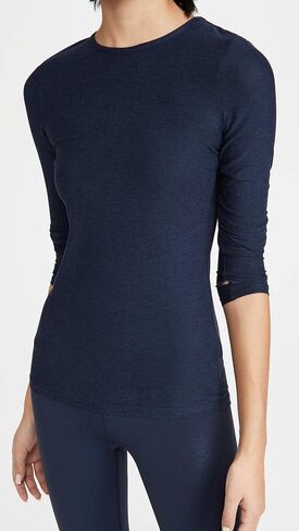 Beyond Yoga Women's Featherweight Classic Crew Pullover in Kuwait