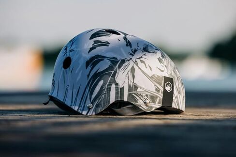 Liquid Force 2024 Flash (Snow Floral) Wakeboard Helmet- X-Large in Saudi Arabia