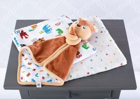 Baby Starters The Very Hungry Caterpillar Snuggle Blanket with Rattle and Crinkle, Green with Colorful Dot, 10 inch Square in Kuwait