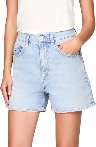 تومي جينز أمي الأم جان in Kuwait