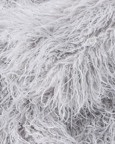 Women's Faux Fur Coat Fluffy Long Sleeve Vintage Shaggy Warm Jacket in Saudi Arabia