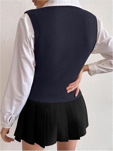 Milumia Women's Cable Knit V Neck Sweater Vest Sleeveless Ribbed Crop Tank Top in Kuwait