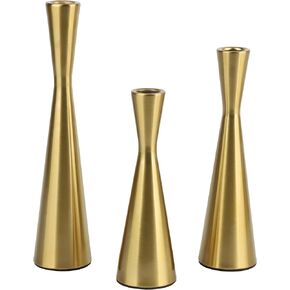 Vixdonos Brass Gold Taper Candlestick Holders Metal Candle Holdser مجموعة من 3 طاولة شمعة الزخرفة حامل لحفل الزفاف ، الطعام ، الحفلات ، ديكور المنزل (الذهب) in Kuwait