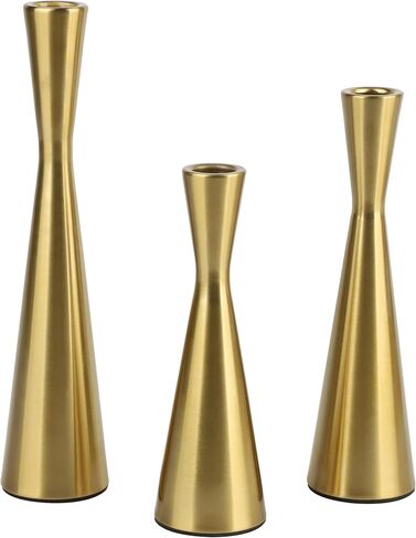 Vixdonos Brass Gold Taper Candlestick Holders Metal Candle Holdser مجموعة من 3 طاولة شمعة الزخرفة حامل لحفل الزفاف ، الطعام ، الحفلات ، ديكور المنزل (الذهب) in Kuwait