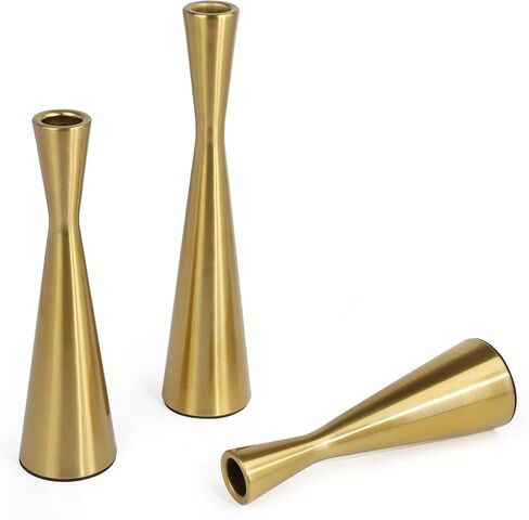 Vixdonos Brass Gold Taper Candlestick Holders Metal Candle Holdser مجموعة من 3 طاولة شمعة الزخرفة حامل لحفل الزفاف ، الطعام ، الحفلات ، ديكور المنزل (الذهب) in Kuwait