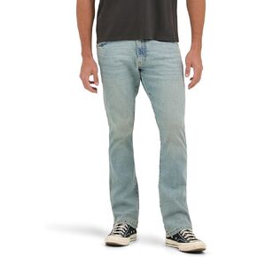 Wrangler Men's Regular Fit Bootcut Jean