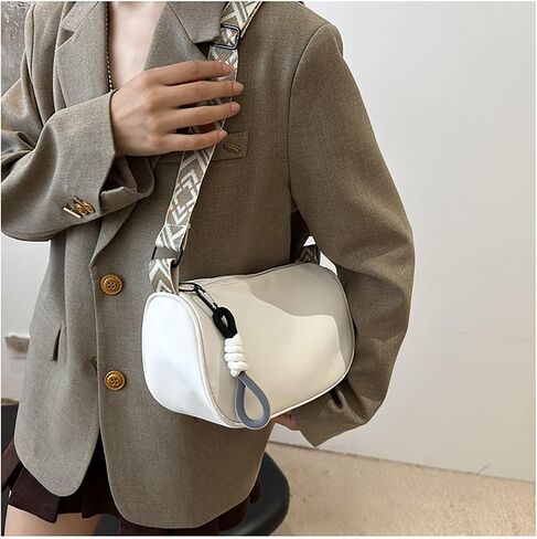 Small Crossbody Pack Bag For Woman Adjustable Strap Shoulder Bag With Zipper Closure Travel Shopping Messenger Bag in Saudi Arabia