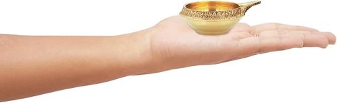 مصباح زيت نحاسي منقوش تقليديًا لحزم مصابيح الزيت Puja Kuber Deep/Diya/Puja Deepak/Deepam (عبوة من 3 قطع) in Saudi Arabia